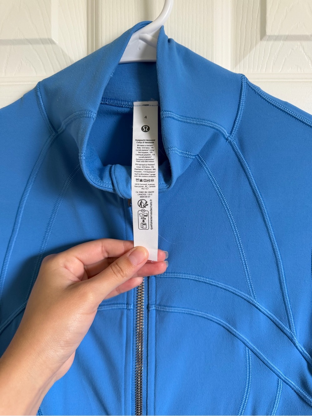 Lululemon Define Jacket Nulu in color Pool Party - Picture 3 of 5